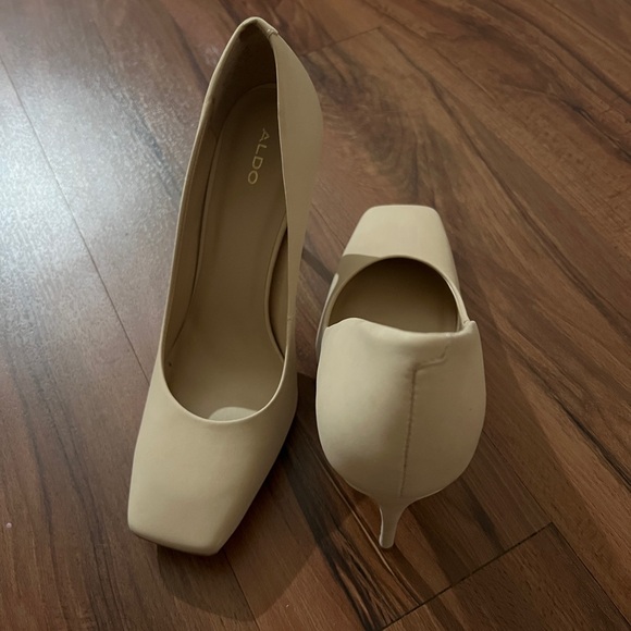 Aldo Heels - Picture 3 of 5